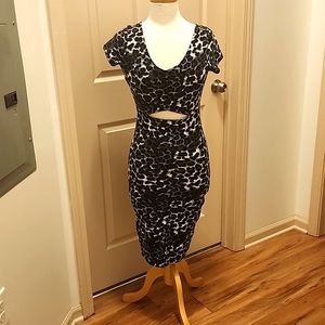 Forever 21 Grey Leopard Print Bodycon Dress, Size Medium